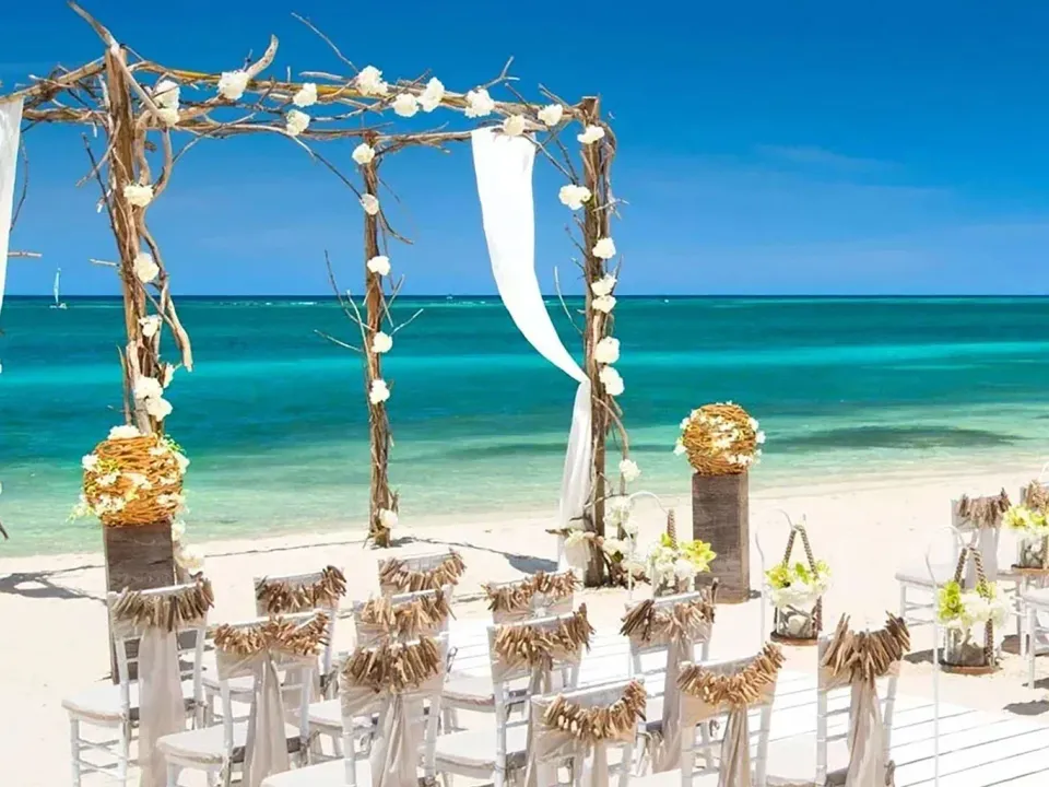 Where Nature Meets Love: Unforgettable Outdoor Weddings